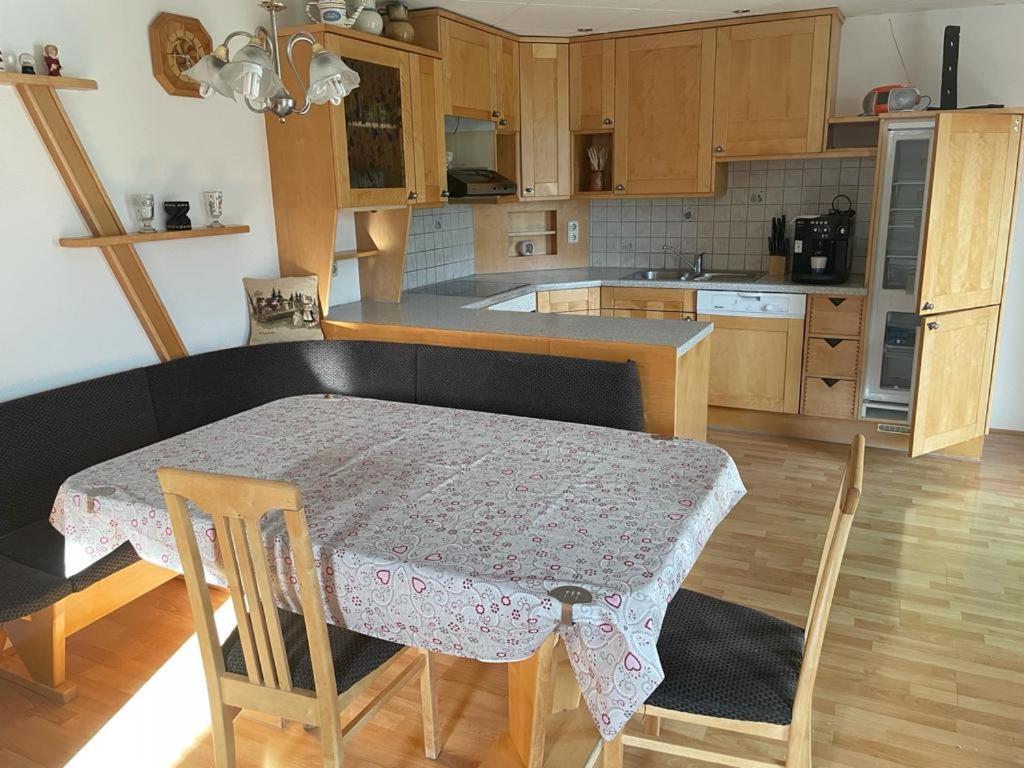 Ferienwohnung ,Hoizmann' Pinsdorf Ngoại thất bức ảnh